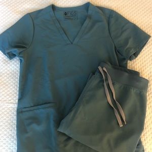 Figs scrubs hydrogreen